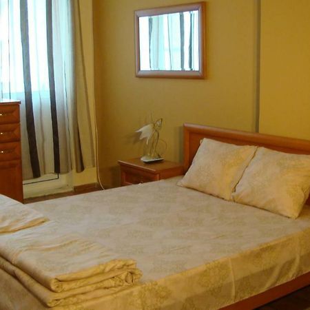 Apartment Sofia Center Екстер'єр фото